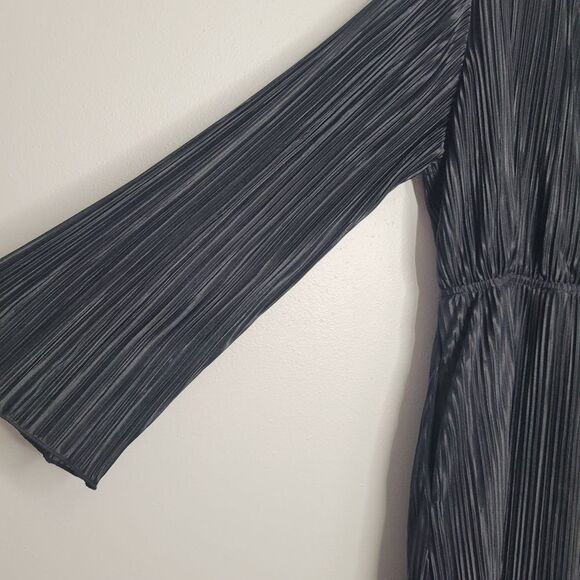 Arula black pleated v neck long sleeve witchy casual dress size x (10-12) - Picture 3 of 9